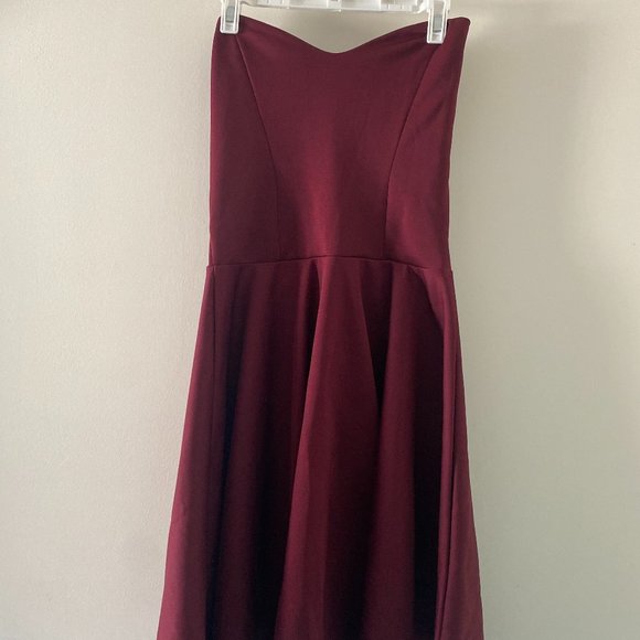 Boohoo Maroon Strapless Dress - Picture 3 of 5